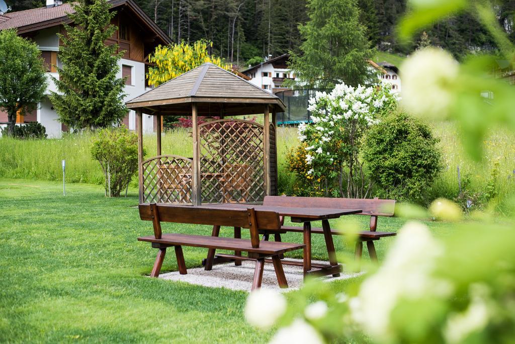 Apartment Suliva Santa Cristina Val Gardena Luaran gambar